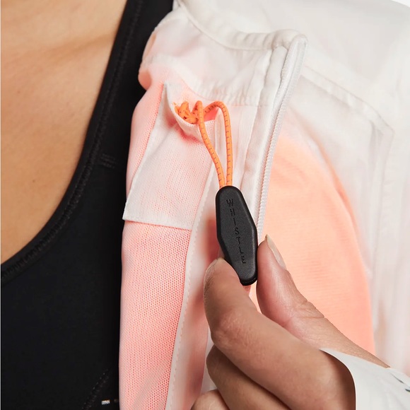 NWT. Nike Storm-FIT ADV Run Division. Women's Running Jacket size M - Picture 6 of 11